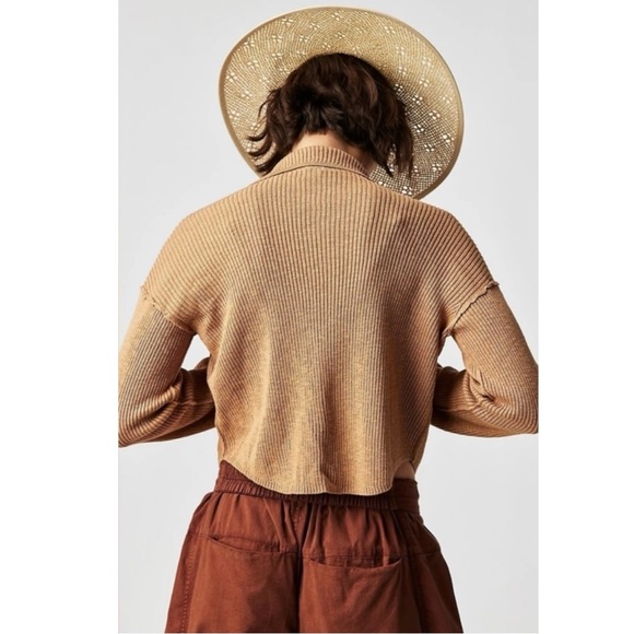 Free People Ella Sweater Shirt in Iced Coffee Size Large Neutral Tan Cardigan - Picture 14 of 15